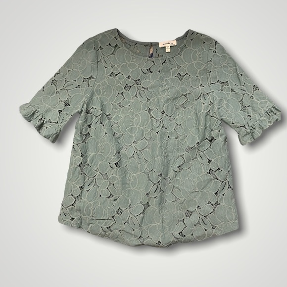 Monteau Lace Top - Picture 8 of 11